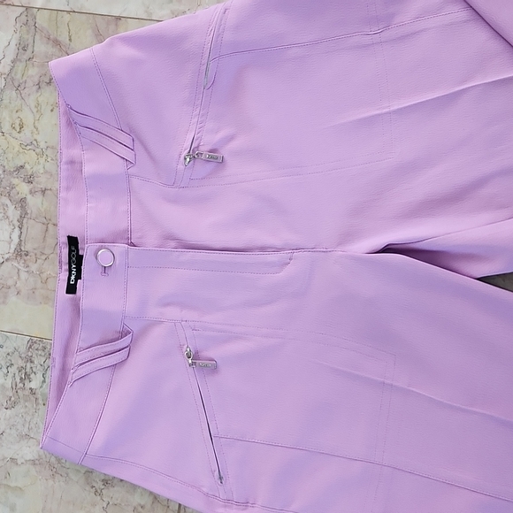 Bundle of DKNY capri and bermuda - Picture 3 of 16